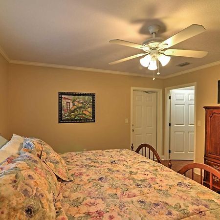 Crystal River Cottage On 1 Acre With Deck And Porch! Yankeetown Екстериор снимка