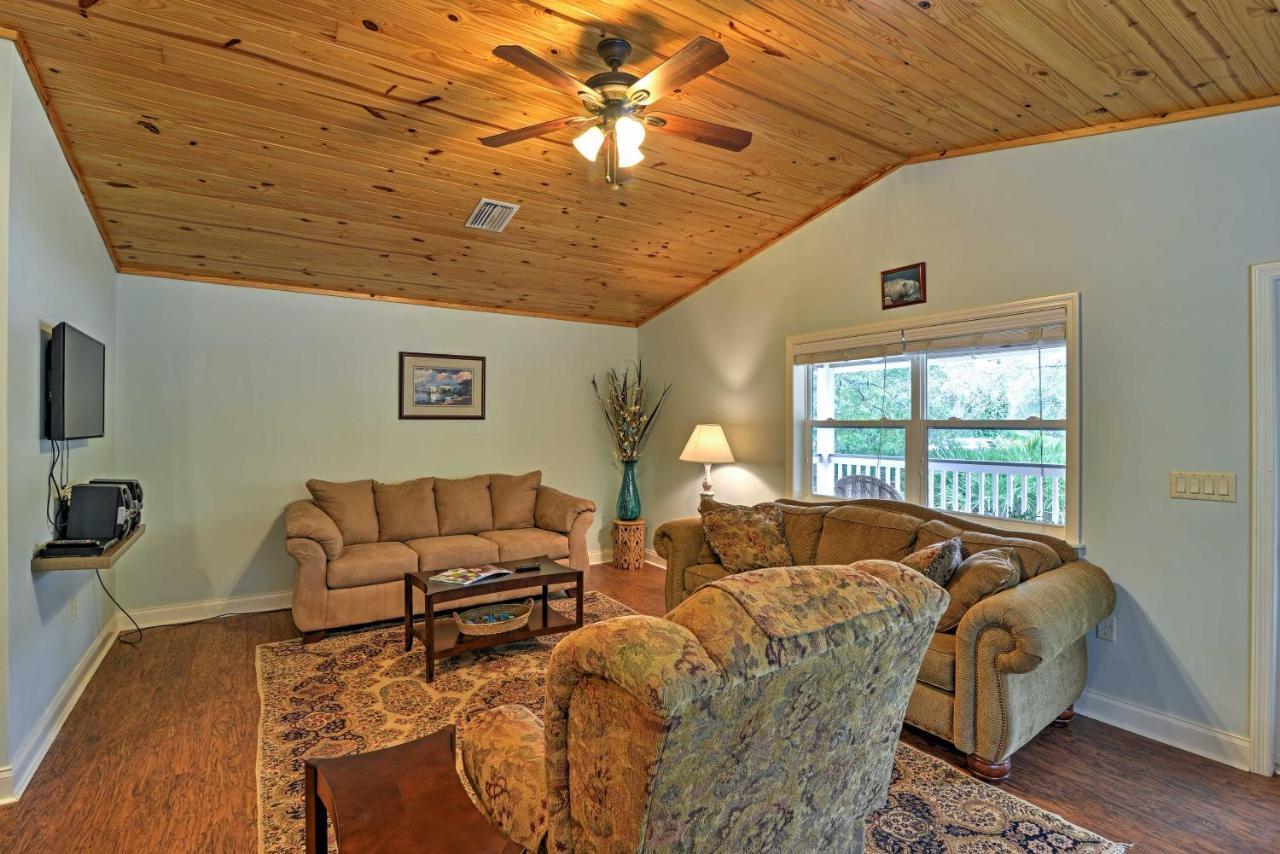 Crystal River Cottage On 1 Acre With Deck And Porch! Yankeetown Екстериор снимка
