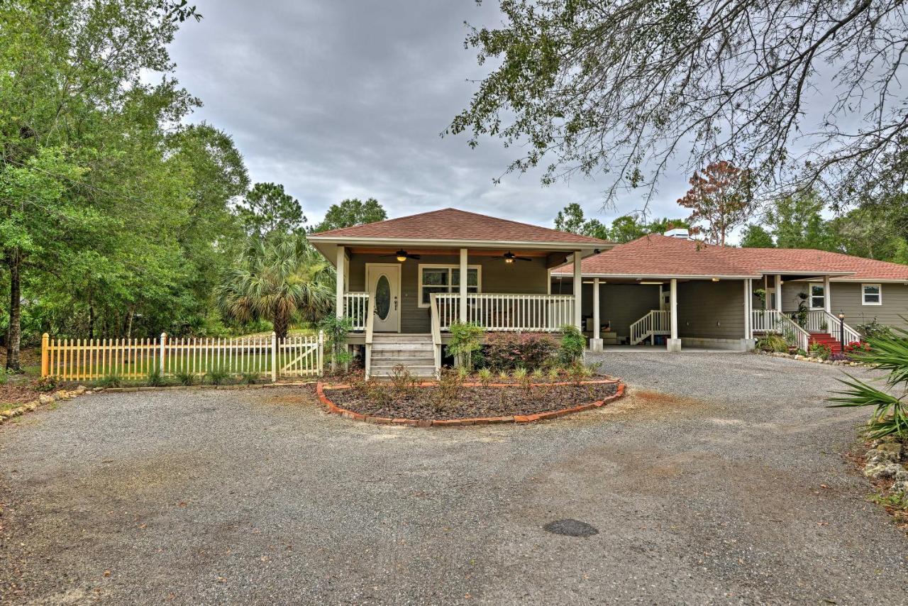 Crystal River Cottage On 1 Acre With Deck And Porch! Yankeetown Екстериор снимка